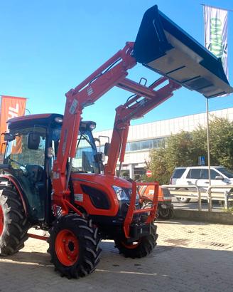 Trattore KIOTI DK6020 Cabinato TRACTOR con PALA