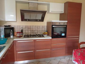 Cucina Lube con Elettrodomestici 