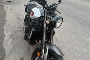 Yamaha xsr 900