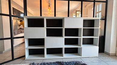 Libreria modulare con moduli contenitore