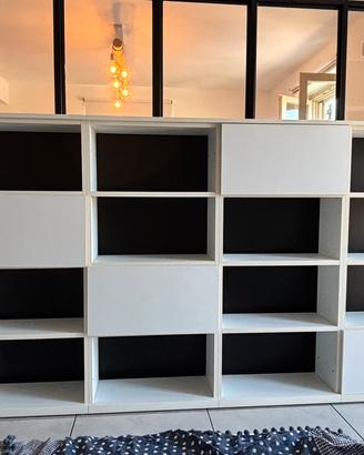 Libreria modulare con moduli contenitore