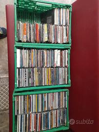 700 CD musicali 