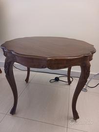 tavolino di antiquariato 