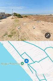Terreno a pochi metri dal mare