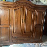 Camera matrimoniale in legno massello