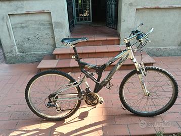 Mountain bike tg26