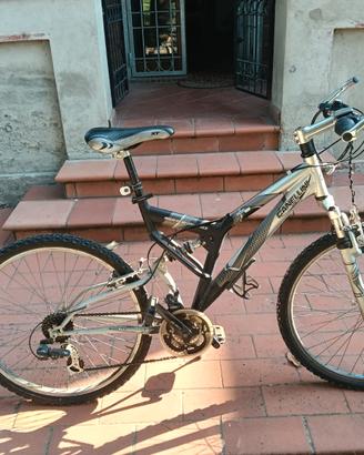 Mountain bike tg26