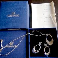 Pendente e orecchini Swarovski 5153581 5153586