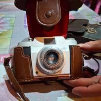 macchina fotografica antica