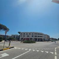 Cantinette/locali di sgombero in centro tirrenia
