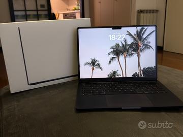 MacBook Air 13" M2 8/256