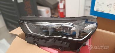 Fanale anteriore sinistro BMW serie 5 G60 520 X
