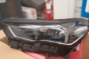 Fanale anteriore sinistro BMW serie 5 G60 520 X