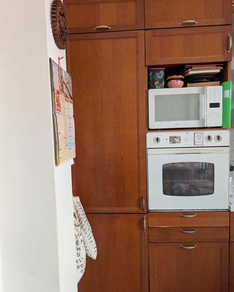 CUCINA Colonna Frigo+Colonna Forno+2 Pensili