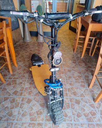 monopattino elettrico 