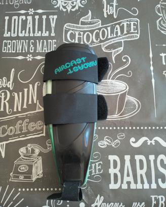 Tutore bivalva Stirrup Aircast
