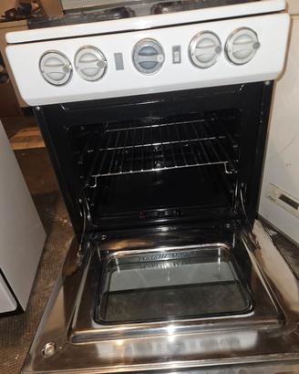 forno e piano cottura a bombola  gas 