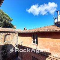 APPARTAMENTO CENTRO STORICO DA RISTRUTTURARE