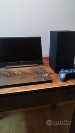 Xbox Series X più controller