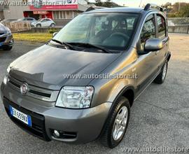 FIAT Panda 1.3 MJT 16V DPF 4x4 Climbing