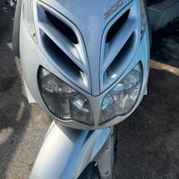 Aprilia sportcity 300 cube ricambi