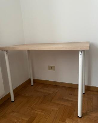 Scrivania Ikea Linnmon