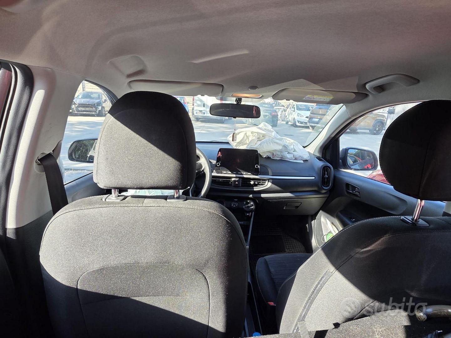 Kia Picanto 2023 photo 3