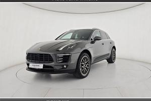 Porsche Macan 2.0 252cv pdk