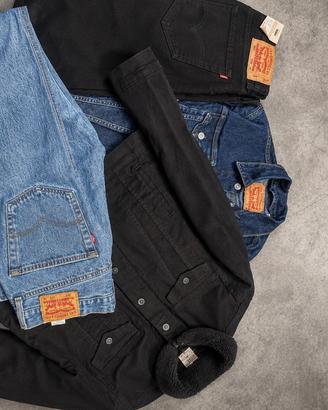 Box 20 kg Abbigliamento Levis Nuovo