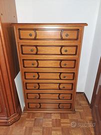 Cassettiera in stile arte povera