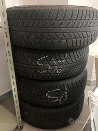 Gomme invernali con cerchi per Jeep Renegade