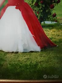 Vestito sposa bianco e rosso