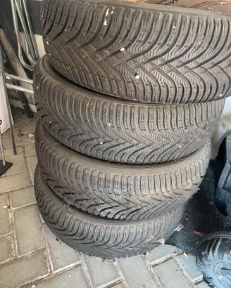 Treno gomme neve 195 60 r 15
