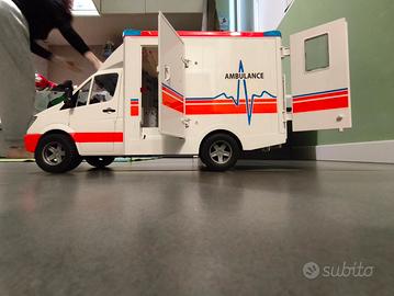 BRUDER AMBULANZA
