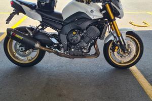 Moto Yamaha Fz8