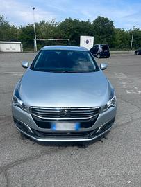 Macchina perfetta, pochi chilometri, ben mantenuta