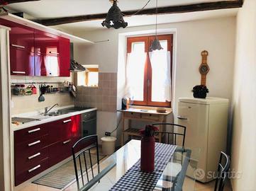 2 LOCALI A VALENTANO