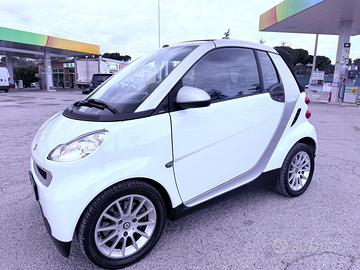 Smart ForTwo 1000 52 kW MHD cabrio passion