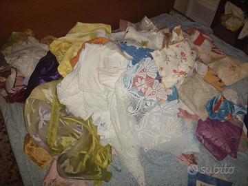 tende tendaggi centrini vari generi ecc
