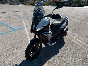Aprilia SR GT400 Nuovo super accessoriato