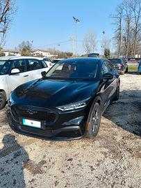 mustang mach-e 294cv