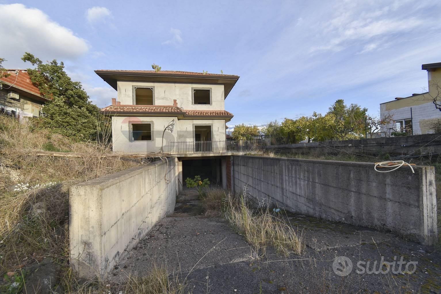 Villa singola - Mascalucia - Vista 4