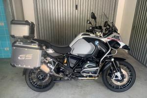 BMW R1200 GS ADV my 2016- full Optional+Tris+Akra