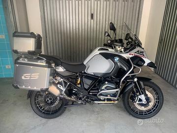 BMW R1200 GS ADV my 2016- full Optional+Tris+Akra