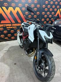 Honda Hornet 750 2025
