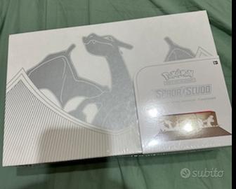 Pokemon ultra premium charizard 🇮🇹
