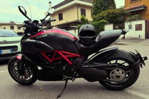 Ducati diavel carbon 2014