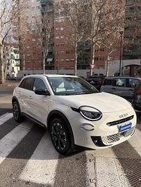 FIAT 600 Hybrid 110 CV DCT MHEV La Prima II