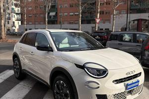 FIAT 600 Hybrid 110 CV DCT MHEV La Prima II