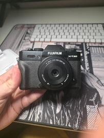 Fujfiilm X-T20 (viewfinder non funz.) + viltrox 28